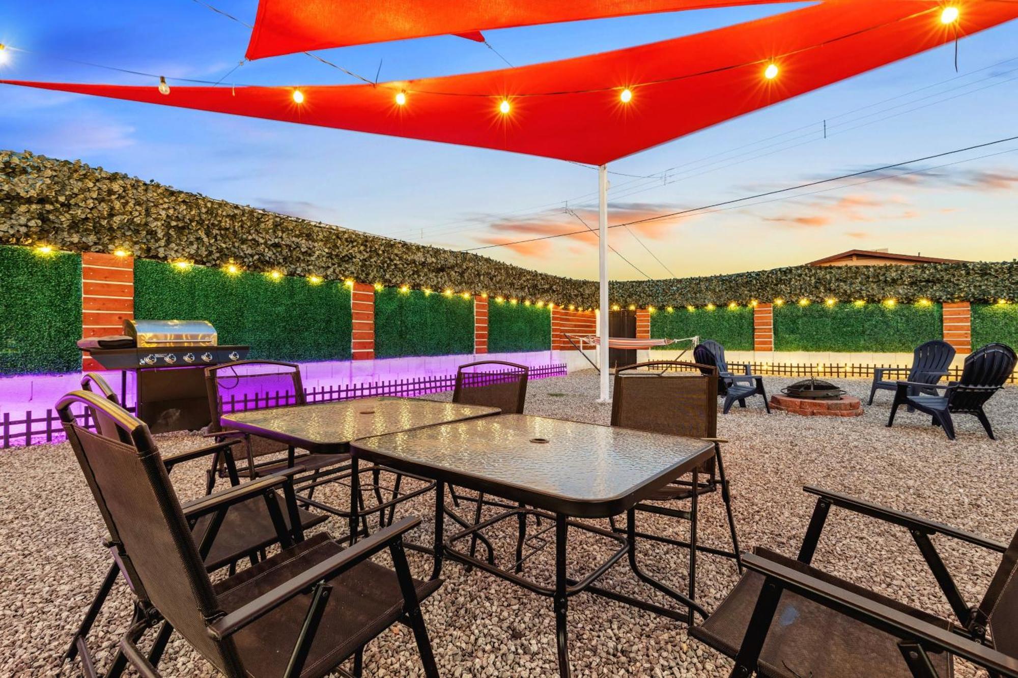 Phoenix Retreat - 2 Bedroom Home With King-Size Bed - 3 Smart Tvs - 10 Min From Airp - Unit A Exteriér fotografie